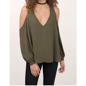Never Worn: Trendy Blouse